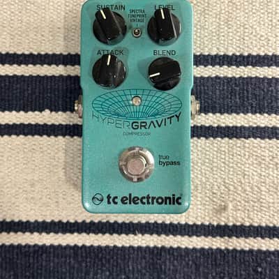 TC Electronic HyperGravity Compressor 2015 - Present - Green image 1
