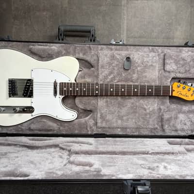 Fender American Ultra Telecaster RW FB Arctic Pearl OCCASION Bild 11
