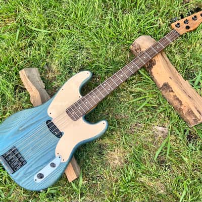 TW Basses Royal 54 Precision Bass 2020’s - Blue/Coral Blue Ash image 3