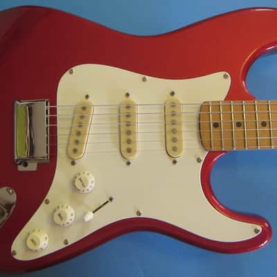 Series 10 Strat-Style Candy/Red image 12