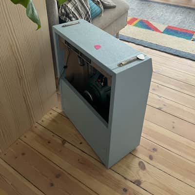 Vibro Champ, Champ, Cabinet with Jupiter 12" Speaker image 2
