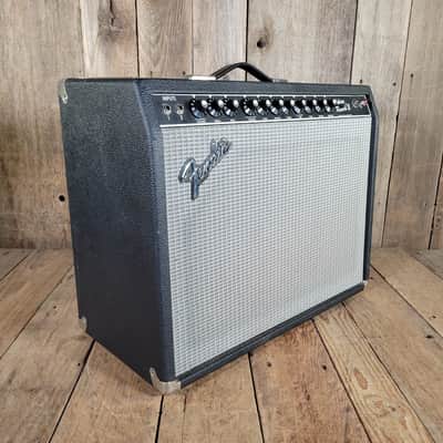 Fender Deluxe Reverb II 2-Channel 20-Watt 1x12" Guitar Combo 1981 - 1986 - Black image 2