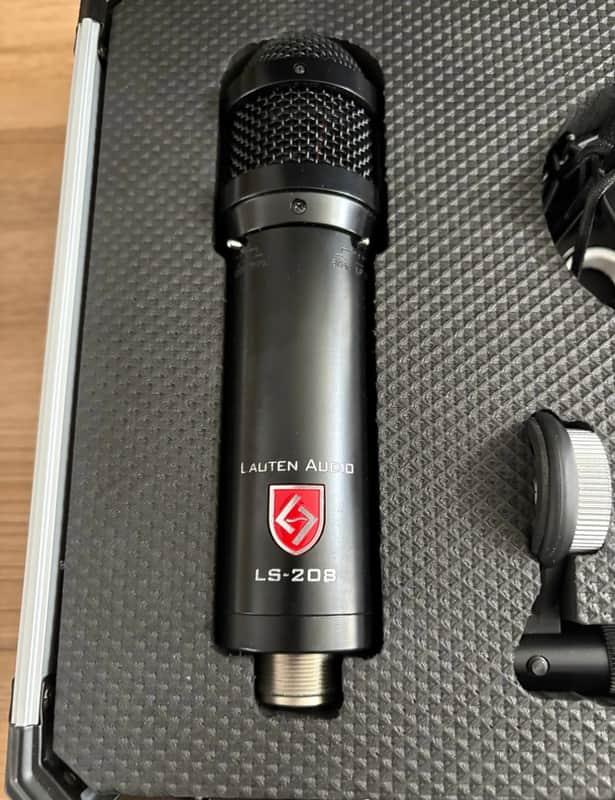 Lauten Audio LS-208 Large Diaphragm Cardioid Condenser Microphone 2018 - 2020 - Black image 1