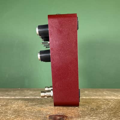 Universal Audio Ruby ’63 Top Boost Amplifier 2022 - Present - Ruby / Silver image 5
