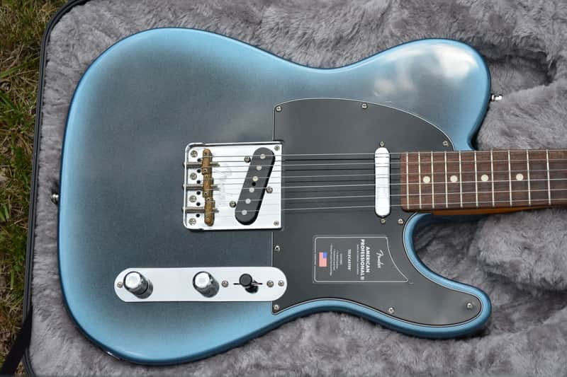 Fender American Professional II Telecaster 2021 - Dark Night