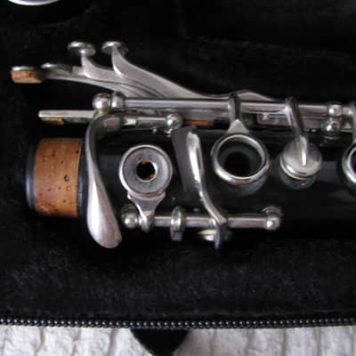 Bundy Selmer Clarinet Semi Plateau Partially closed Keys 70's? - black ploshed image 4