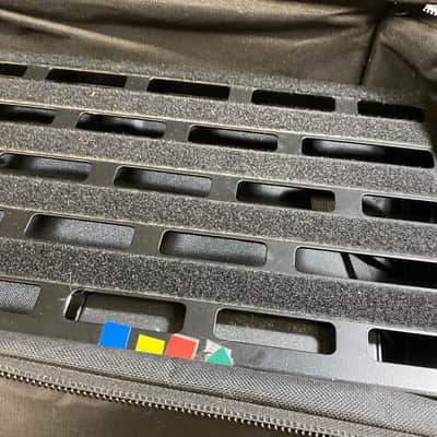 Rockboard Tres 3.1 Pedalboard With Rockboard Mod 1 Patchbay and Carrying Bag image 3