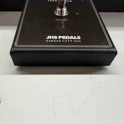 JHS Legends Series Crimson With Box  1992 Russia Fuzz 2020 - 2025 - Black image 2