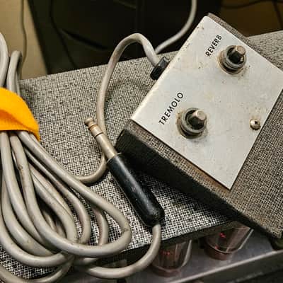 Silvertone 1484 Twin Twelve 1963 image 4