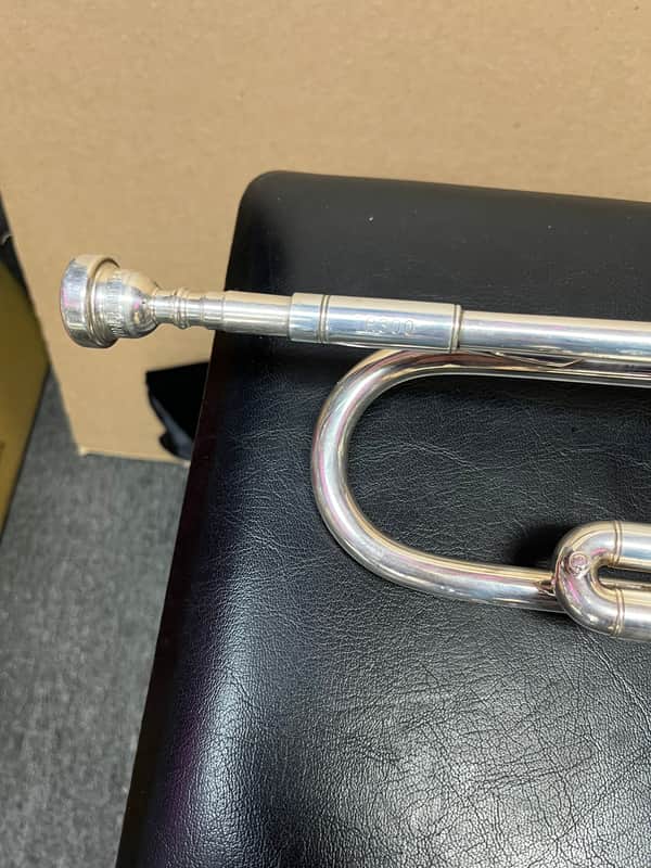 Vincent Bach TR300 Trumpet - Silver | Reverb