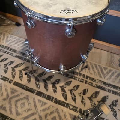 Camco Drums Los Angeles 1970s - Walnut image 7