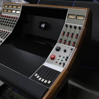 Wunder Wunderbar Console (Used) image 9