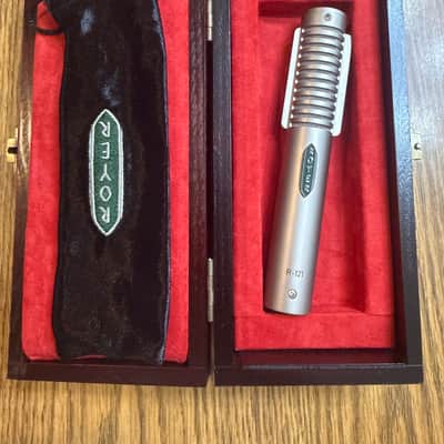 Royer R-121 Ribbon Microphone image 2