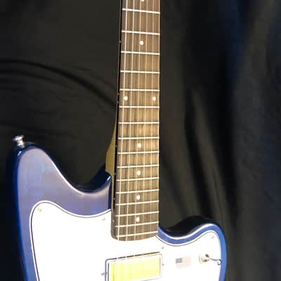 Harmony Silhouette Flamed Maple Top Blue Translucent image 3