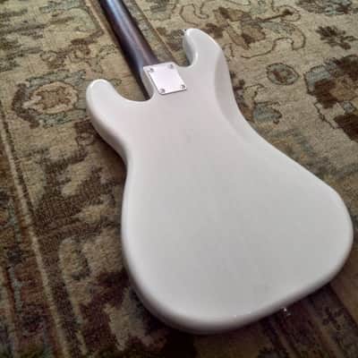 Fender Precision Bass 2019 -Mary Kaye White with Rosewood Neck image 14