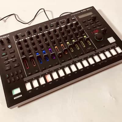 Roland TR-8S AIRA Rhythm Performer with Sample Playback 2018 - Present - Black image 2