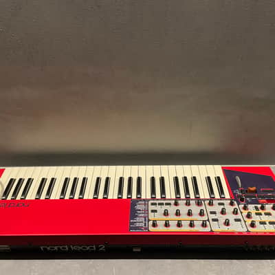 Nord Lead 2 Classic USA voltage Virtual Analog Synthesizer (transformer available for Europe) with case image 3