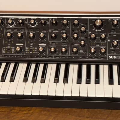 Moog Subsequent 37 Analog Synth 2017 - Present - Black image 2