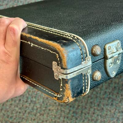 1966 Fender bass tolex hardcase image 15