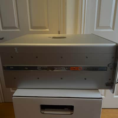 Apple Mac Pro Rack 2019, 96Gb, 2TB Internal SSD, Rack Rails image 7