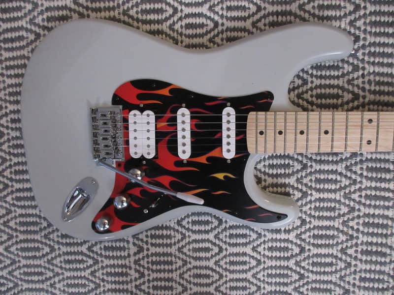 ~Cashified~ Kramer Strat-Style Pewter Rock 'n' Roller image 1
