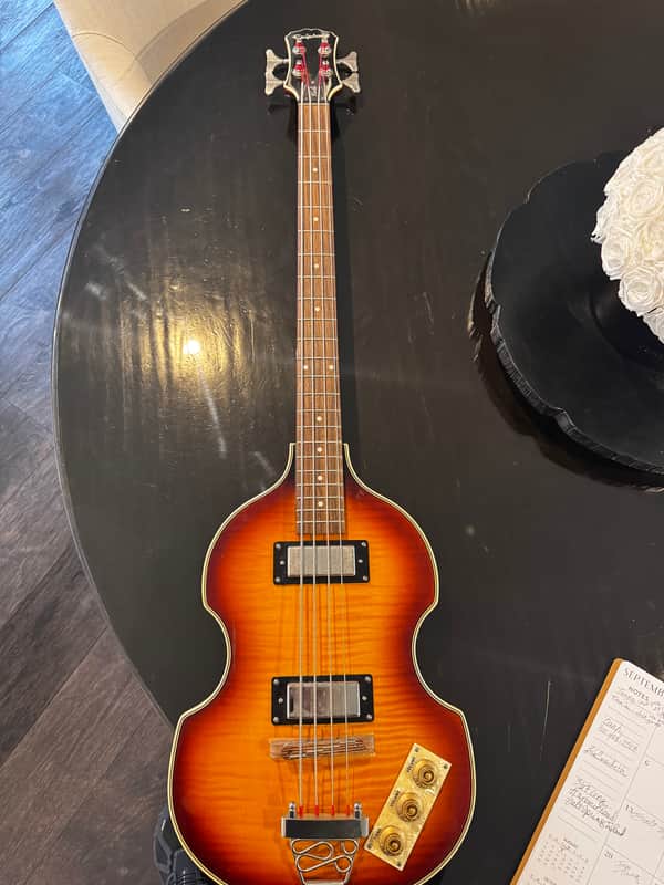 Epiphone Viola Bass with Okume Fretboard 2021 - Present - Vintage Sunburst