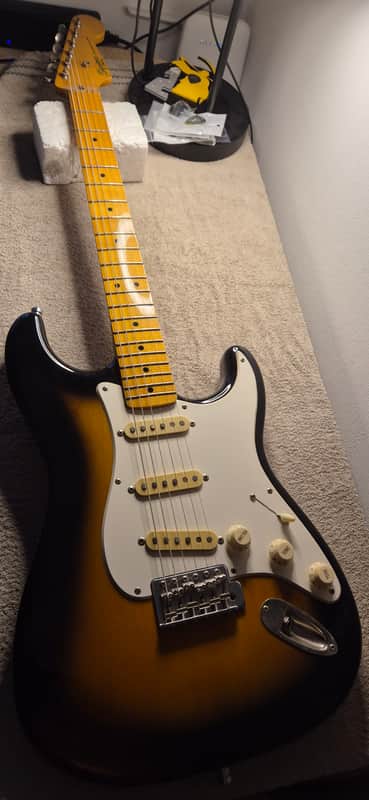 Upgraded Squier CV '50s Stratocaster 2018 - 2-Tone Sunburst image 1