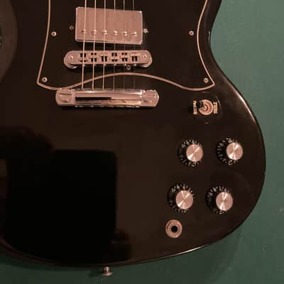 Gibson SG Standard 2009 Black Solid Body Electric Guitar (like new) comes with new Gibson padded  gigbag and Strap, SG serial#004191371 image 13