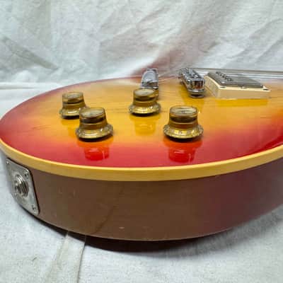 Gibson Les Paul Standard Guitar with Case 1978 - Cherry Sunburst image 15