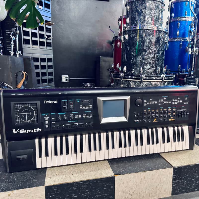 Roland V-Synth 61-Key Digital Synthesizer | Reverb