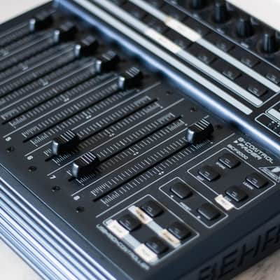 Behringer B-Control BCF2000 USB MIDI DAW Fader Controller Bild 4