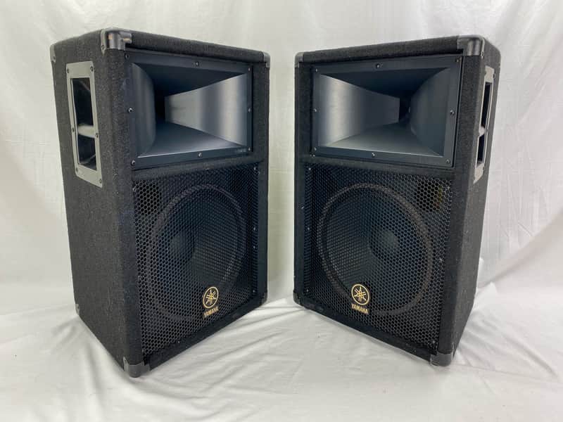 Yamaha S112V 2-Way 12