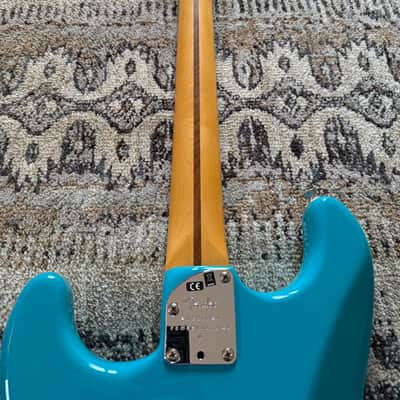 Fender American Professional II Stratocaster with Rosewood Fretboard 2020 - Present - Miami Blue image 5