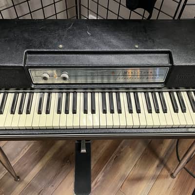 Wurlitzer 200 - New Speakers and Recapped, Fully Serviced image 1