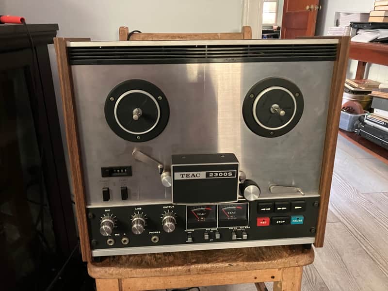 PLEASE READ AD!!! TEAC 2300S 1/4" 4-Track Reel to Reel Tape Deck Recorder 1970s - Silver image 1