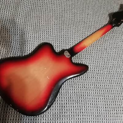 Musima de Luxe 25v 1970s 3 Color Sunburst Jazzmaster / Jaguar variation image 10