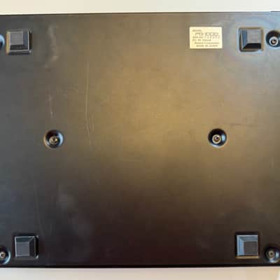 Roland PG-1000 Linear Synthesizer Programmer 1987 - 1990 - Black - Includes ready to install Ver 3.0 Eprom chip image 6