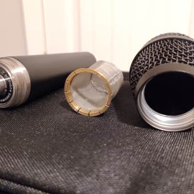 Earthworks SR117 Supercardioid Handheld Condenser Microphone 2023 - present - black image 7