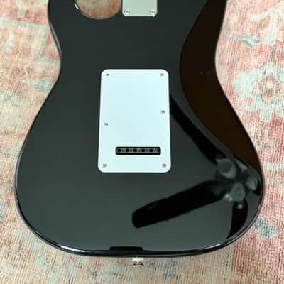 Fender Stratocaster 1995 Squier Series Maple Neck Made in Mexico MIM Black Gig Bag image 3