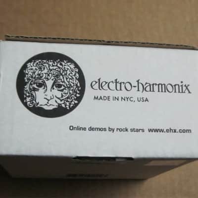 lightly handled Electro Harmonix EMPTY CARDBOARD BOX, print-out copy Owner's Manual, & bubble wrap ONLY for FREEZE Sound Retainer (NO pedal, NO power supply, NO warranty / registration paperwork) 2010s (specifically from 2014) image 19