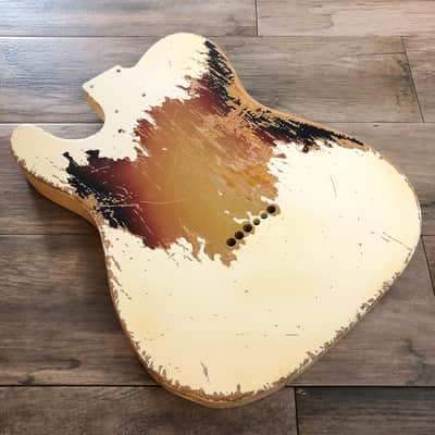 Made to Order - FRANCHIN Mars guitar body Relic Aged 100% Nitro Lacquer COLOR OVER COLOR (Butterscotch/ Sunburst/ Black/ White/ Blue/ Green/ Yellow/ Red/ Pink/ Burgundy/ Purple/ Gold/ Silver, etc.) Basswood Poplar Telecaster-Tele-T-Style Made in Italy image 25