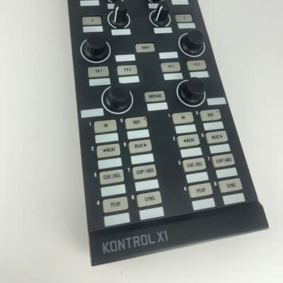 Native Instruments Traktor Kontrol X1 2010s - Black image 1