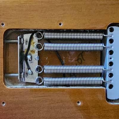 Fender Classic Series '60s Stratocaster with MojoTone Quiet Coil Pickups & Tweed Case - EXC image 13