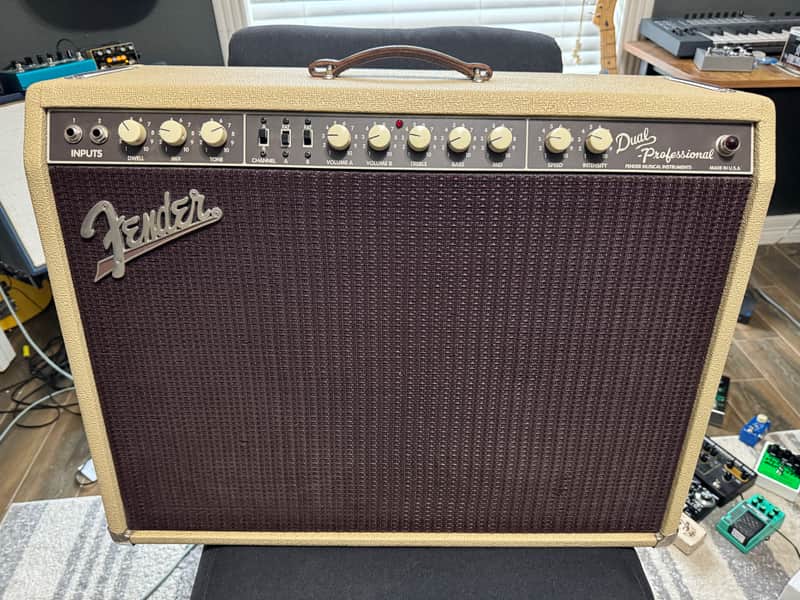 Fender Dual Professional 100-Watt 2x12" Guitar Combo 1995 - 2002 - Blonde image 1