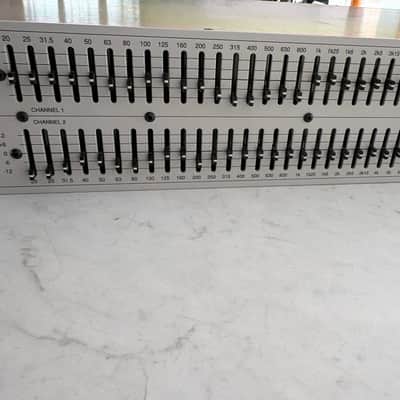 LA audio EQ231S image 3