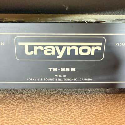 Traynor TS-25B Vintage 25-Watt 1x15 Solid State Bass Combo Amp Made in Canada 1970's image 9