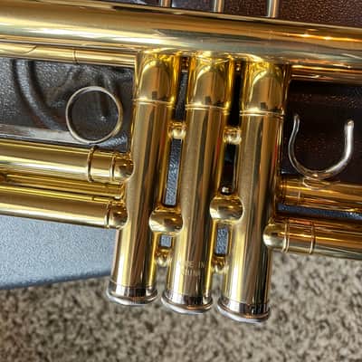 Yamaha YTR-200AD Advantage Bb Trumpet 2000s - Brass image 10