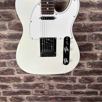 Fender American Ultra Telecaster RW FB Arctic Pearl OCCASION Bild 3