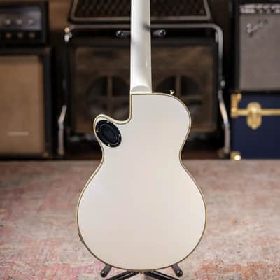 Duesenberg Fantom A Electric Guitar - Aged White with Hardshell Case - Demo image 11