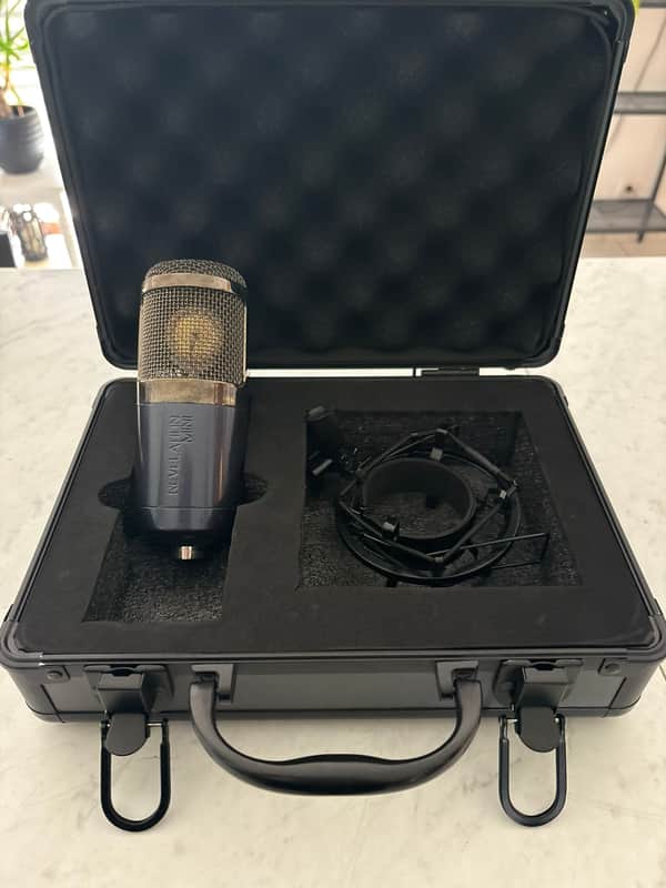 MXL revelation mini fet image 1